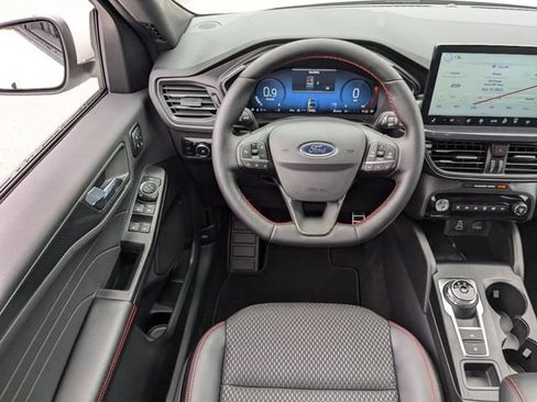 Used 2024 Ford Escape ST-Line Elite AWD/4WD image 16