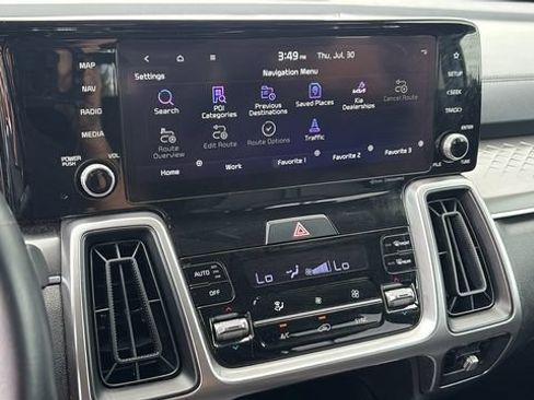 Used 2022 Kia Sorento S FWD image 17