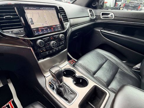 Used 2021 Jeep Grand Cherokee Limited w/ Sun & Sound Group RWD image 26