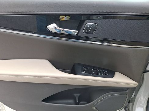 Certified 2022 Lincoln Nautilus Reserve AWD/4WD image 12