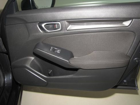 Certified 2025 Honda Civic LX image 19