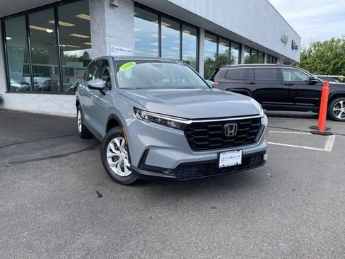 Used 2024 Honda CR-V LX image 3