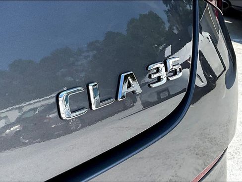 Used 2025 Mercedes-Benz CLA 35 AMG 4MATIC image 31