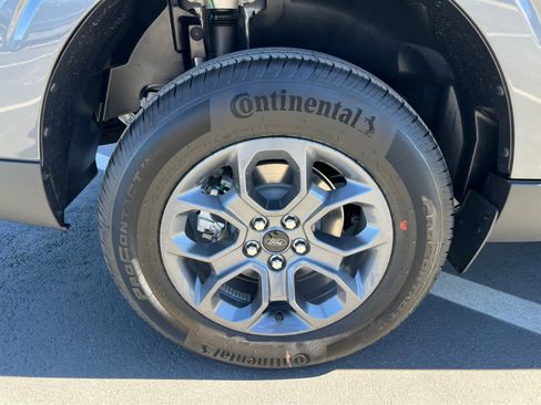 New 2026 Ford Maverick XLT w/ Equipment Group 301A AWD/4WD image 15