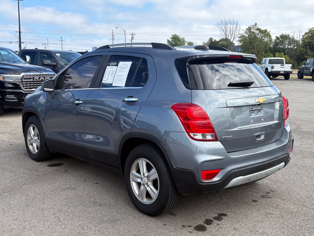 Used 2019 Chevrolet Trax LT w/ LT Convenience Package FWD image 5