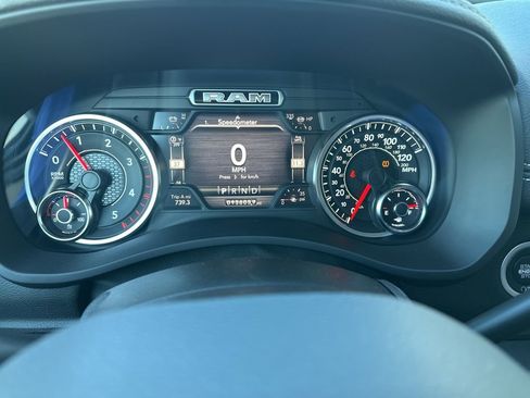 Used 2021 RAM 2500 Laramie w/ Off Road Package image 21