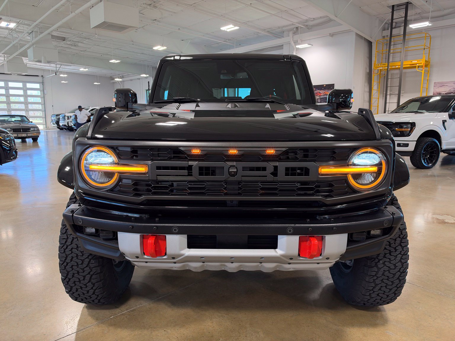 Used 2024 Ford Bronco Raptor AWD/4WD image 2