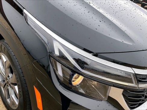 Certified 2024 Kia Seltos S image 29