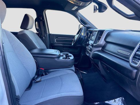 Used 2024 RAM 2500 Big Horn image 27