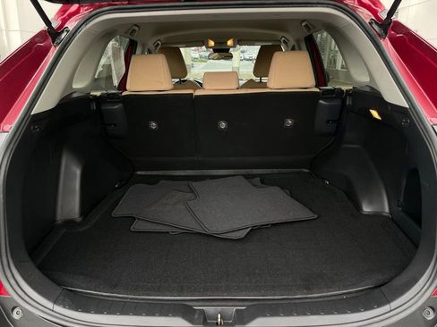 Used 2019 Toyota RAV4 LE image 41