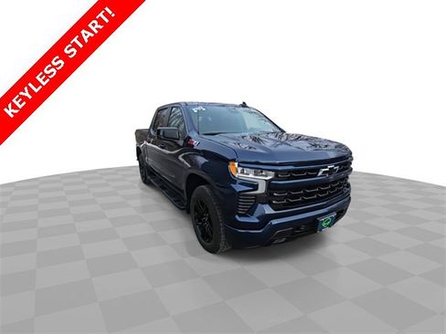 Used 2023 Chevrolet Silverado 1500 RST w/ Convenience Package II image 2