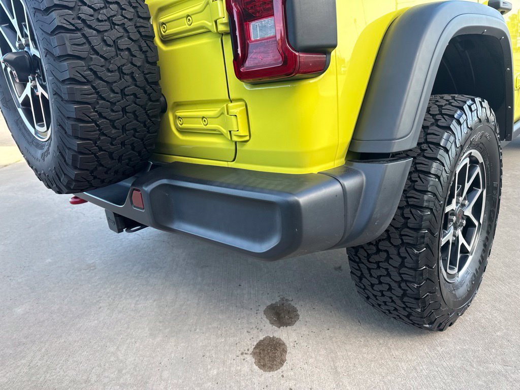 Used 2024 Jeep Wrangler Unlimited Rubicon AWD/4WD image 18