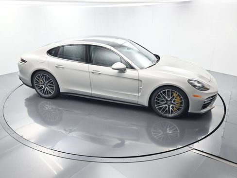 Certified 2023 Porsche Panamera Turbo S AWD/4WD image 43