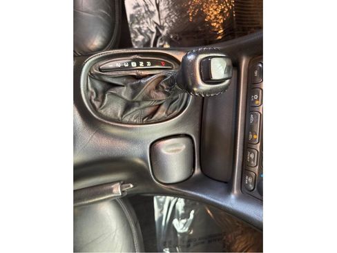 Used 1999 Chevrolet Corvette Coupe w/ Memory Pkg image 18