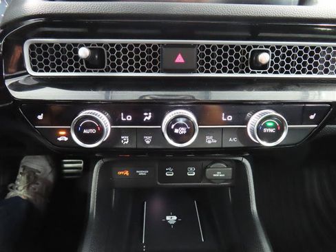Used 2025 Honda Civic Sport image 30