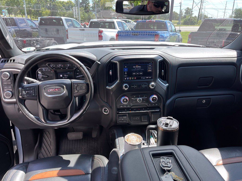 Used 2020 GMC Sierra 1500 AT4 w/ AT4 Preferred Package AWD/4WD image 9