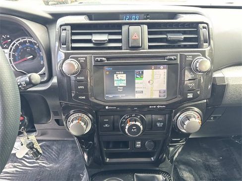 Used 2018 Toyota 4Runner TRD Off-Road w/ TRD Performance Package image 23