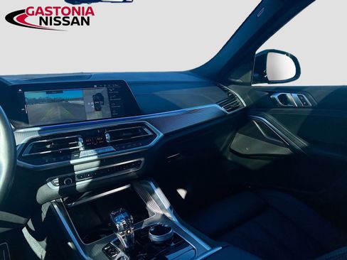 Used 2023 BMW X6 M50i w/ Executive Package image 32