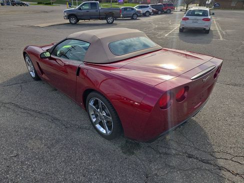 Used 2007 Chevrolet Corvette Convertible w/ Preferred Equipment Group RWD image 27