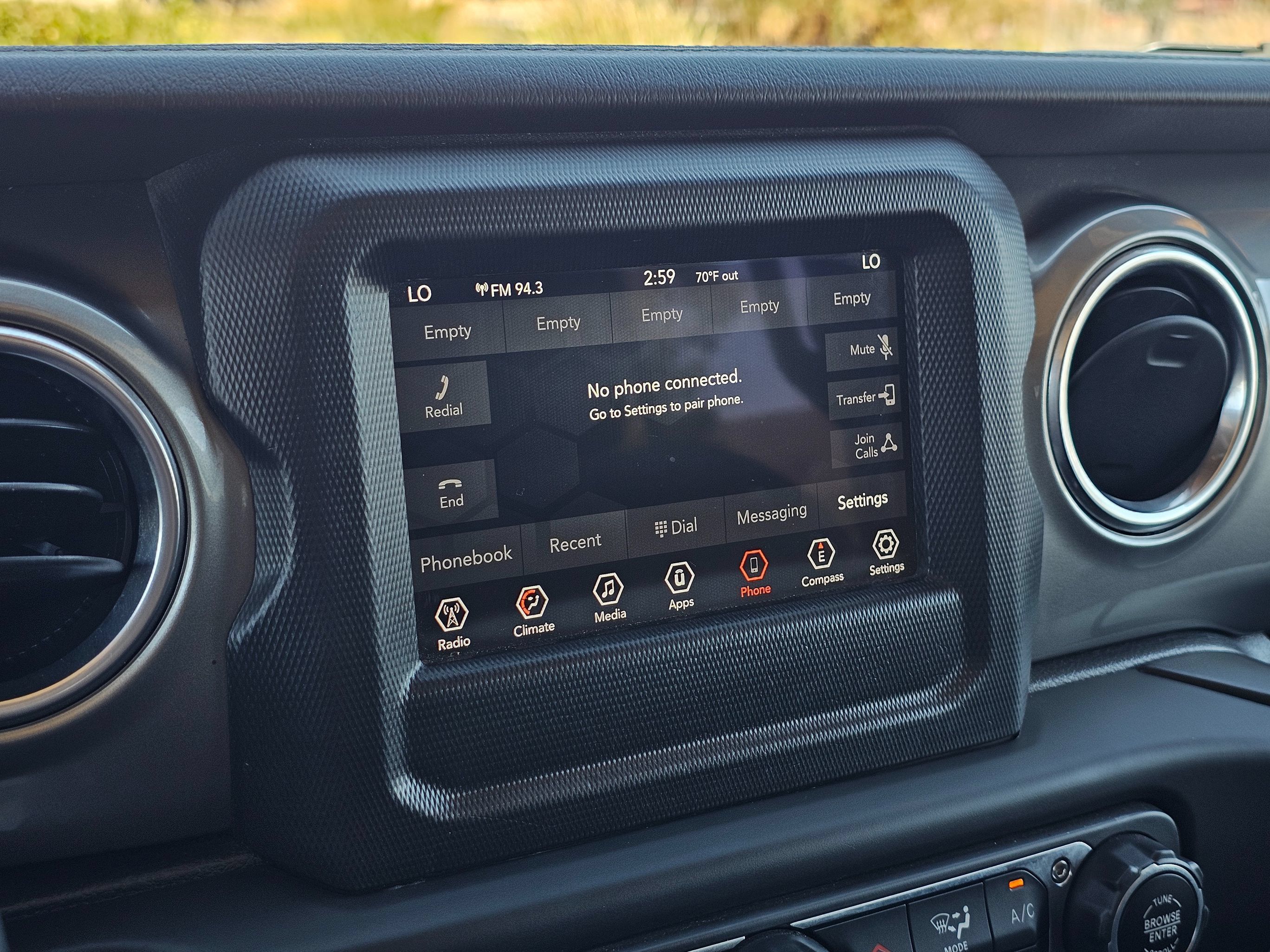 Used 2019 Jeep Wrangler Unlimited Sahara AWD/4WD image 30