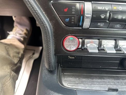 Used 2022 Ford Mustang Premium image 34