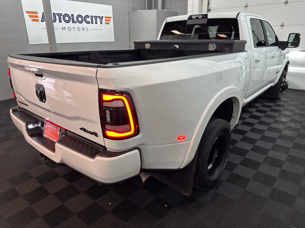 Used 2024 RAM 3500 Limited w/ Night Edition AWD/4WD image 9