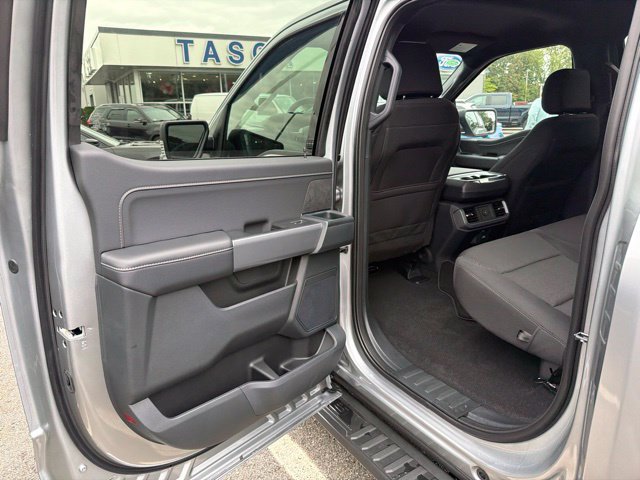 New 2026 Ford F150 XLT w/ Equipment Group 302A MID AWD/4WD image 11