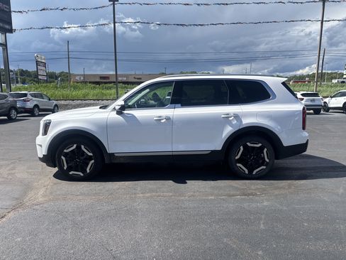 Used 2023 Kia Telluride S w/ S Sunroof Package AWD/4WD image 7