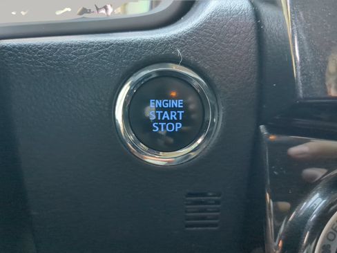 Used 2020 Toyota 4Runner Venture w/ Moonroof Package AWD/4WD image 69