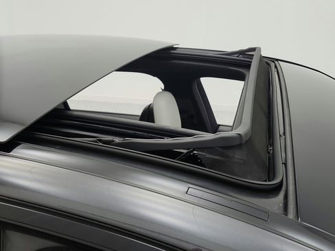 Used 2023 Mercedes-Benz C 300 Sedan image 17