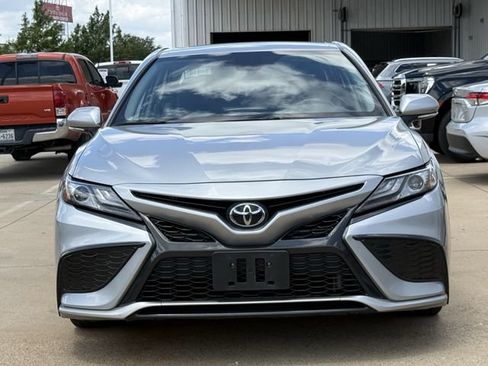 Used 2024 Toyota Camry XSE FWD image 7