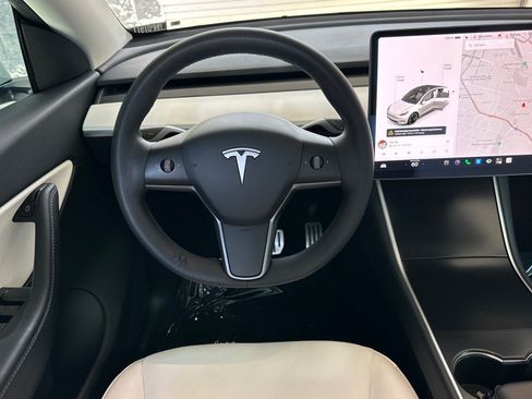 Used 2021 Tesla Model Y Performance AWD/4WD image 14