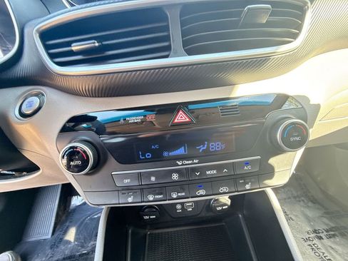 Used 2020 Hyundai Tucson SEL AWD/4WD image 16