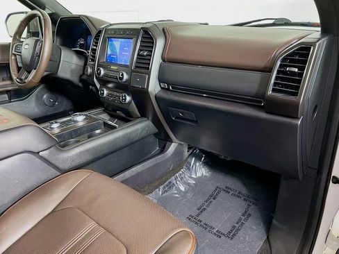 Used 2021 Ford Expedition King Ranch AWD/4WD image 32