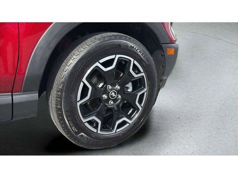 Used 2025 Ford Bronco Sport Outer Banks w/ Outer Banks Tech Package+ AWD/4WD image 22