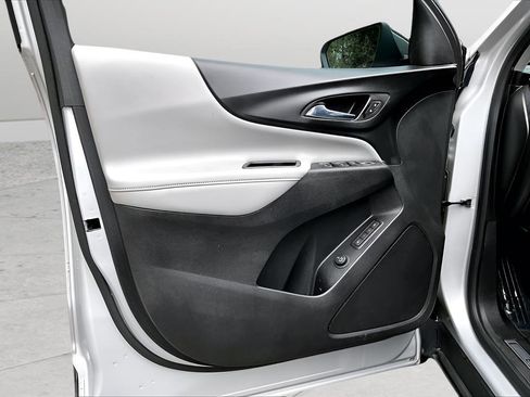 Certified 2019 Chevrolet Equinox Premier AWD/4WD image 21