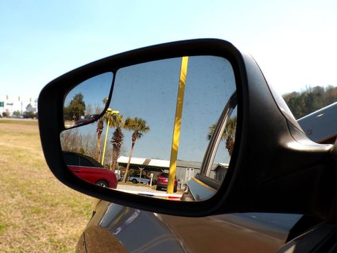 Used 2014 Hyundai Elantra SE image 27