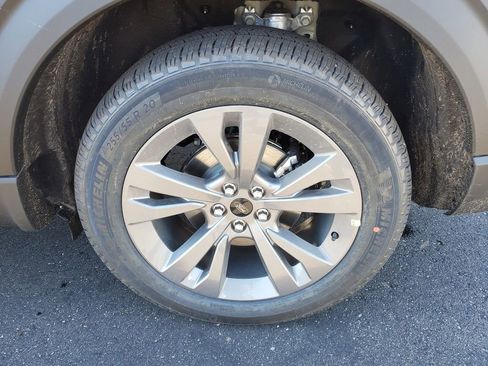 New 2026 Ford Explorer Active w/ Active Comfort Package image 34