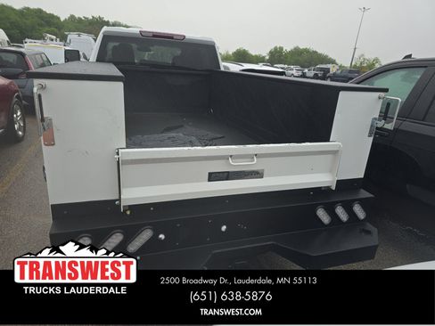 Used 2025 Chevrolet Silverado 2500 Custom w/ Custom Value Package AWD/4WD image 3