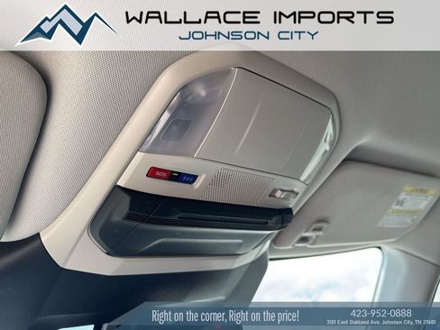 Certified 2023 Subaru Ascent Premium w/ Convenience Package AWD/4WD image 15