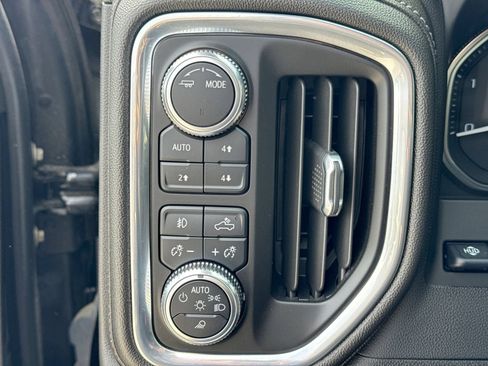 Used 2023 GMC Sierra 3500 Denali w/ Denali Ultimate Package AWD/4WD image 33