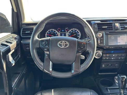 Used 2019 Toyota 4Runner 4WD image 18