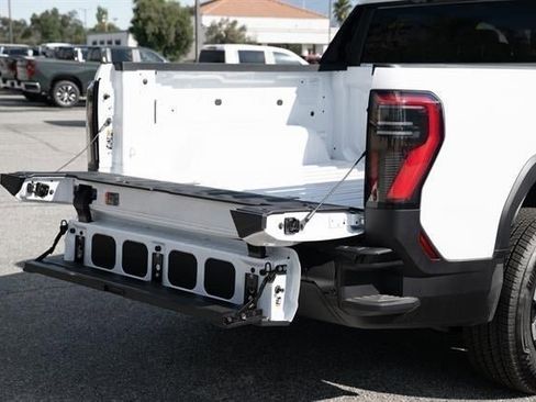 New 2026 GMC Sierra EV Elevation image 29
