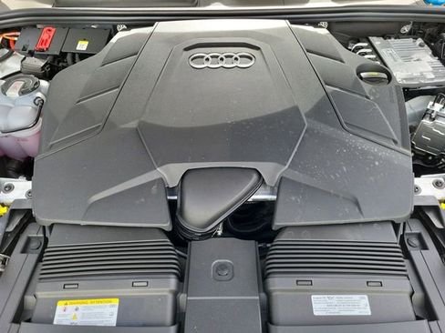 New 2026 Audi Q8 Premium image 21