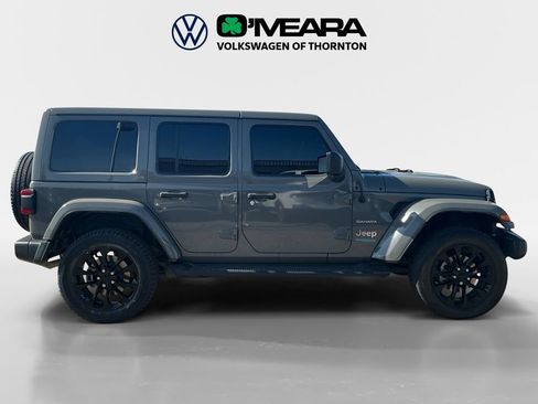 Used 2022 Jeep Wrangler Unlimited Sahara w/ Cold Weather Group AWD/4WD image 6