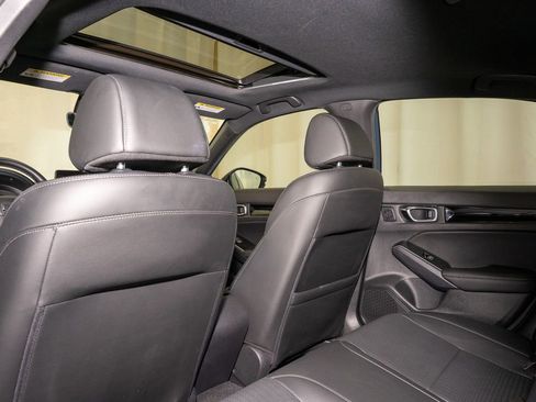 Used 2025 Honda Civic Sport image 8