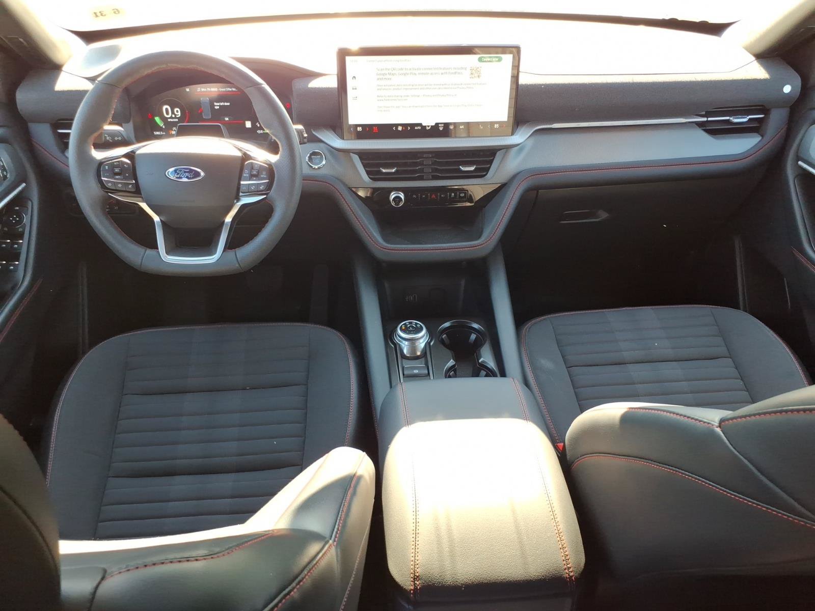 Used 2026 Ford Explorer ST-Line w/ ST-Line Street Pack AWD/4WD image 12