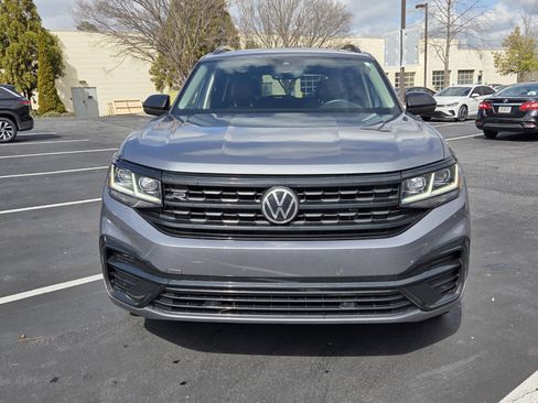 Used 2022 Volkswagen Atlas SEL R-Line image 2