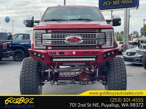 Used 2017 Ford F250 Platinum w/ Platinum Ultimate Package AWD/4WD image 10