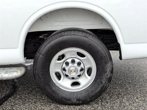 Certified 2025 Chevrolet Express 2500 w/ Driver Convenience Package RWD image 60